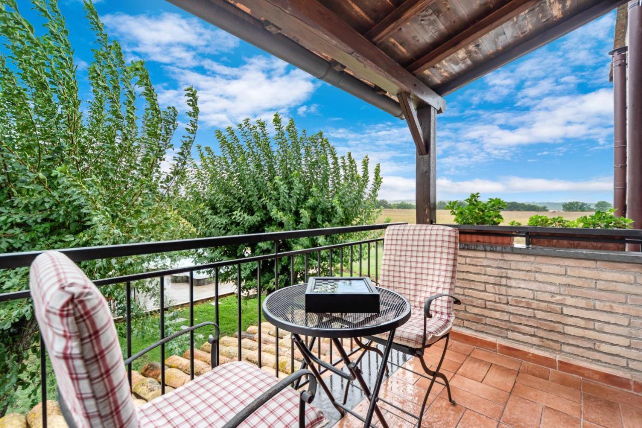 Bed and Breakfast Casale Dei Gelsi Castiglione In Teverina Exterior foto