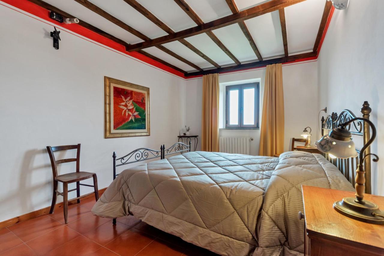 Bed and Breakfast Casale Dei Gelsi Castiglione In Teverina Exterior foto